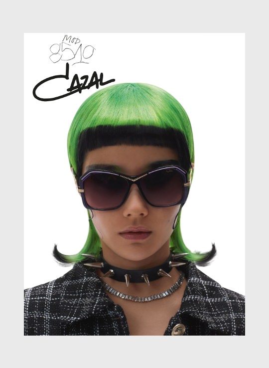 顔のパーツとの位置関係を確認する